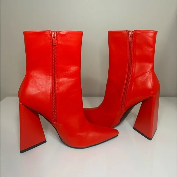 Azalea Wang Atica Chunky PU Bootie - Picture 3 of 5